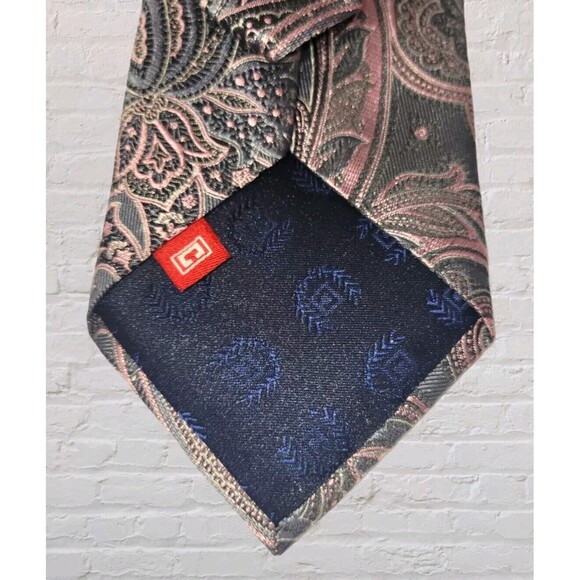 Chaps Mens 100% Silk Handmade Pink Gray Paisley Necktie Tie  59"x3" - Picture 7 of 8